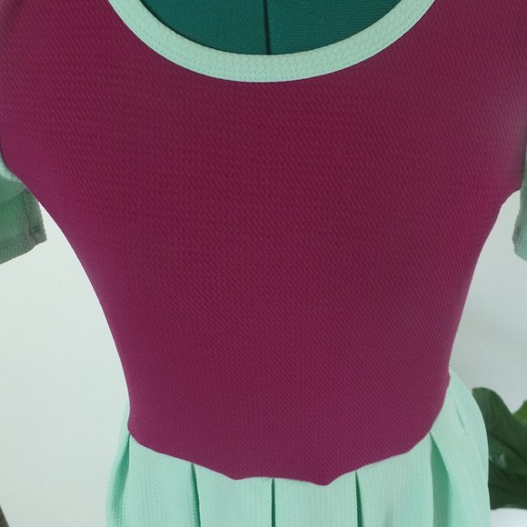 Lularoe Ameilia Size Small - Picture 6 of 7